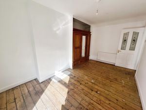 Photo 9- click for photo gallery